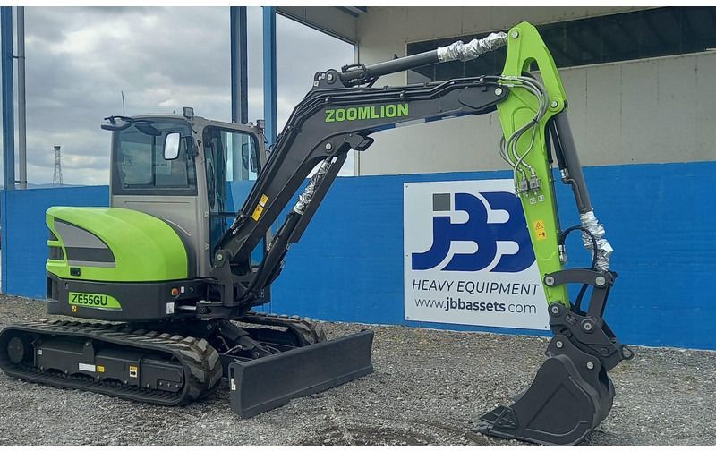 2025 Zoomlion ZE55GU mini excavator side view 2025 Zoomlion ZE55GU mini excavator side view