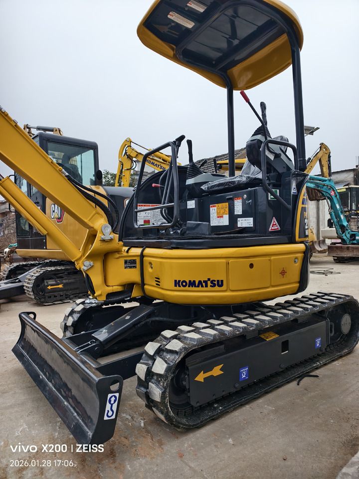 2025 Komatsu PC20MR mini excavator, side view 2025 Komatsu PC20MR mini excavator, side view