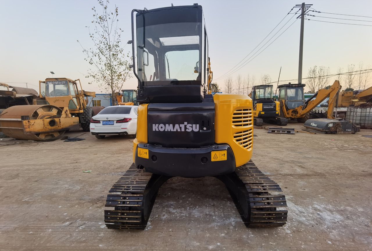 2021 Komatsu PC50MR mini excavator rear view 2021 Komatsu PC50MR mini excavator rear view