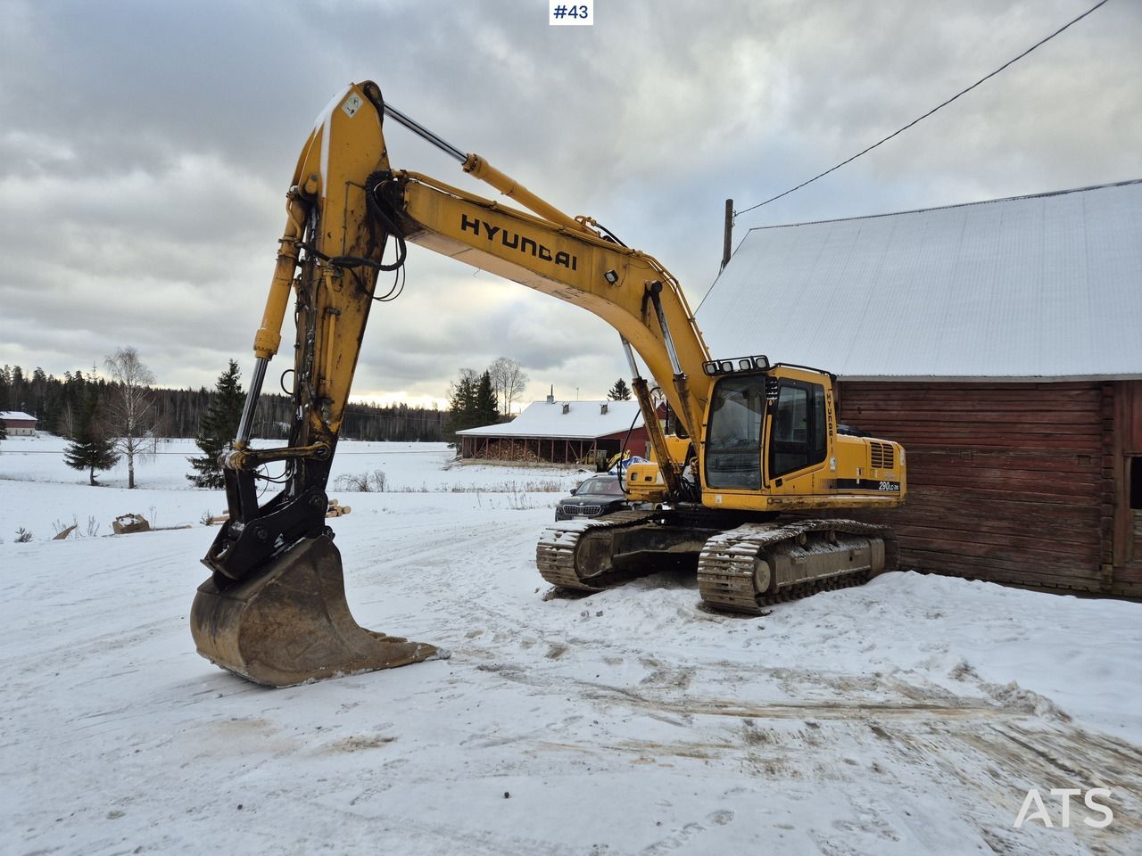 2006 Hyundai R290LC-7A crawler excavator, side view 2006 Hyundai R290LC-7A crawler excavator, side view