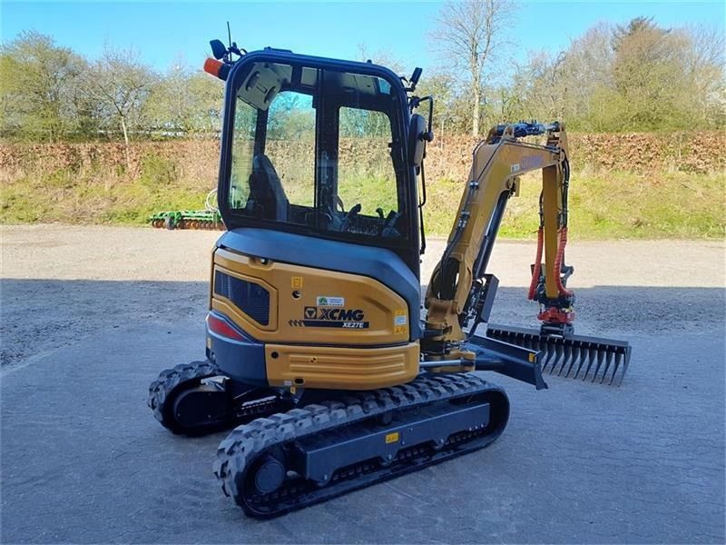 XCMG XE27E mini excavator, rear three-quarter view