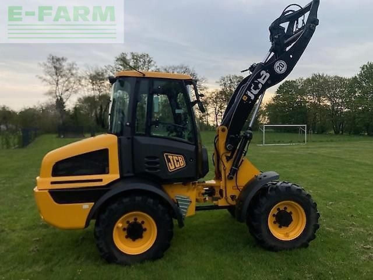 2019 JCB 409 wheel loader, side profile view