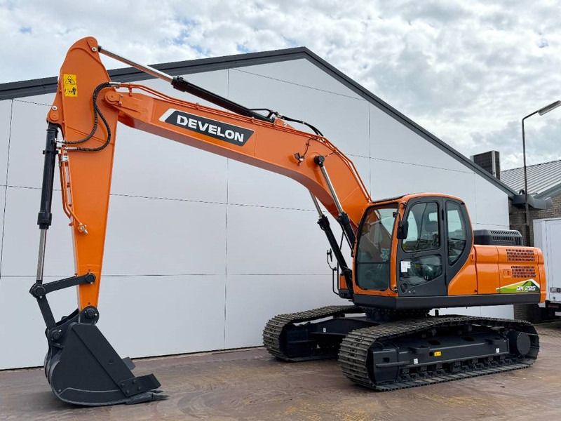 2025 Develon DX205 crawler excavator, side view 2025 Develon DX205 crawler excavator, side view