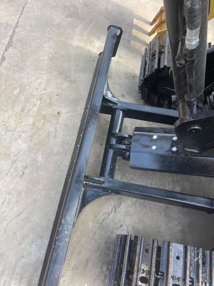 2023 Sany SY26U mini excavator dozer blade detail