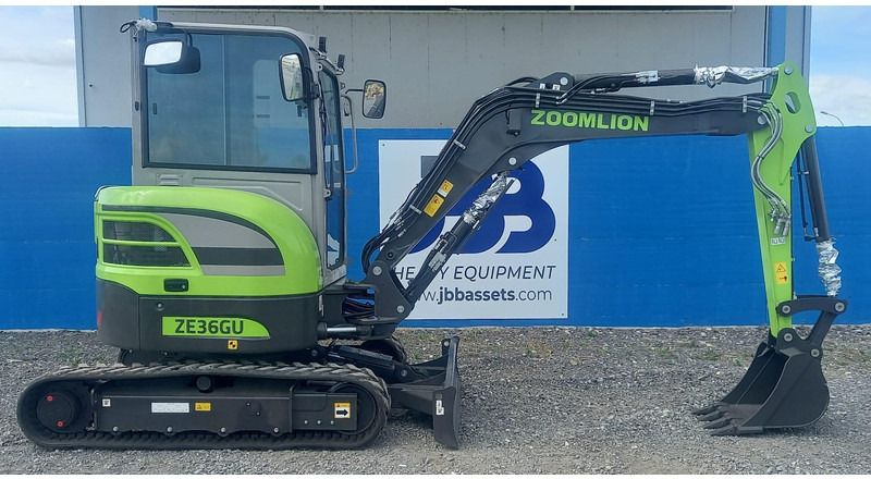 2025 Zoomlion ZE36GU mini excavator side view 2025 Zoomlion ZE36GU mini excavator side view