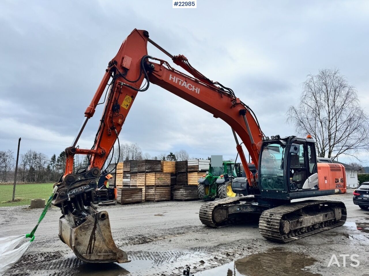 2013 Hitachi ZX210LC-5B crawler excavator, side profile view 2013 Hitachi ZX210LC-5B crawler excavator, side profile view