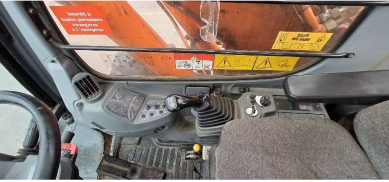 2002 New Holland EX165W wheel excavator hour meter 2002 New Holland EX165W wheel excavator hour meter