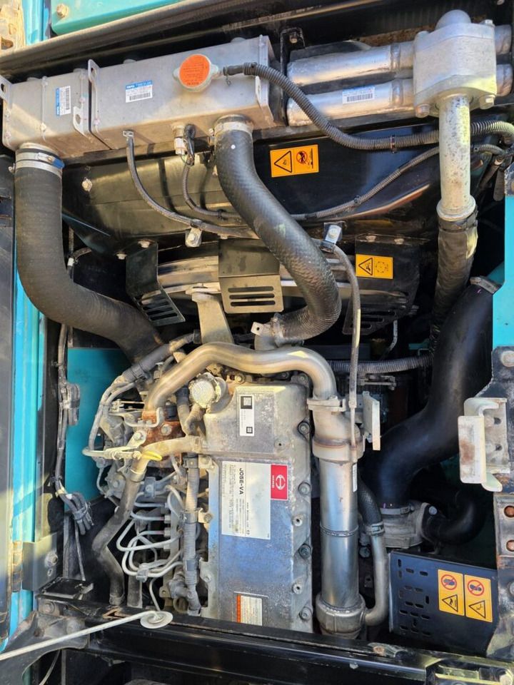 2019 Kobelco SK210LC-10E crawler excavator engine compartment view 2019 Kobelco SK210LC-10E crawler excavator engine compartment view