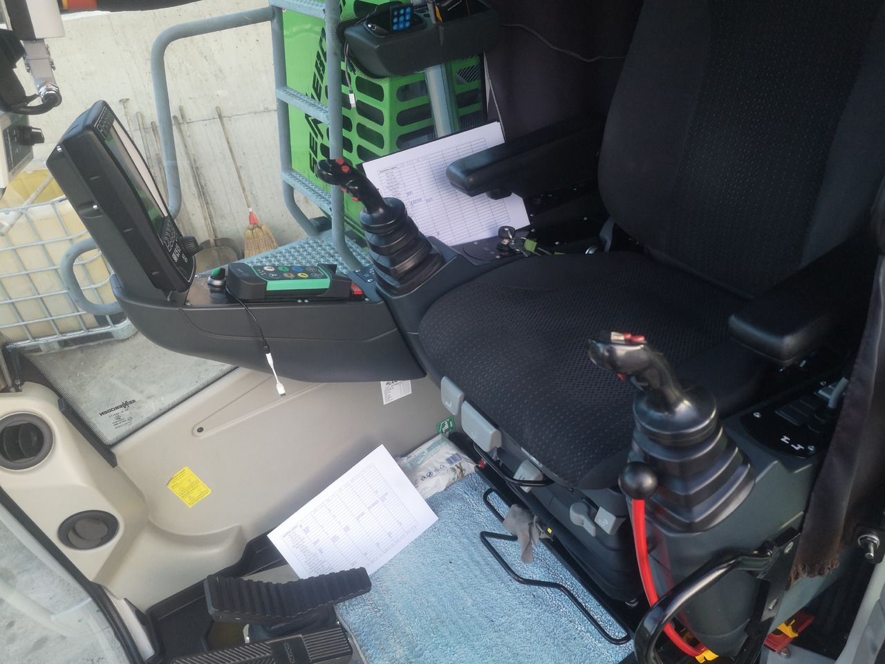 2020 Sennebogen 825 M E material handler cab interior view