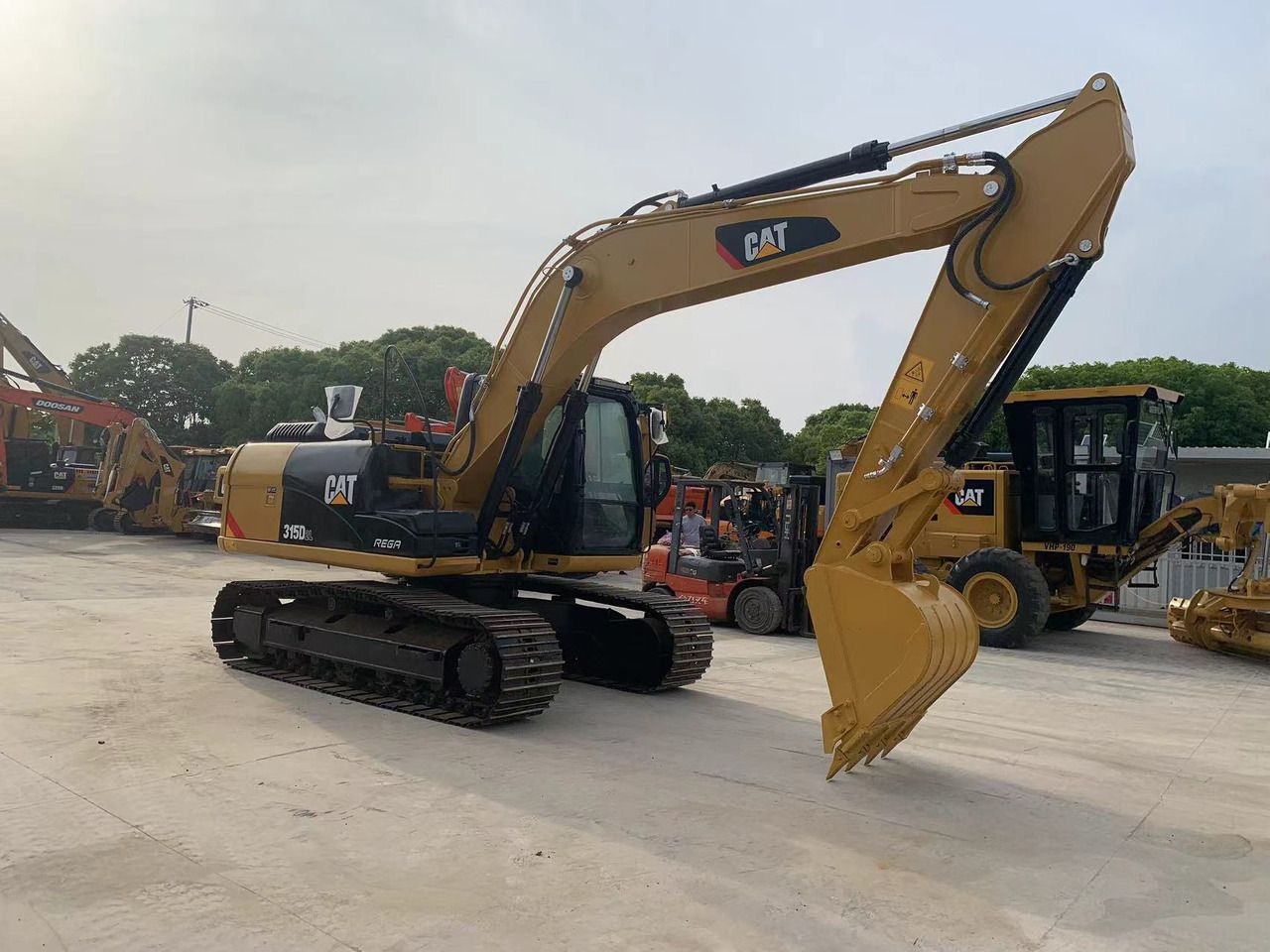 2022 Caterpillar 315D2L crawler excavator, side profile view
