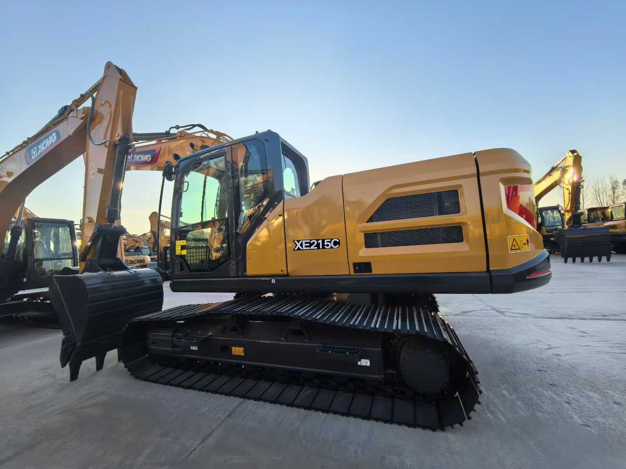 2026 XCMG XE215C crawler excavator, side view 2026 XCMG XE215C crawler excavator, side view