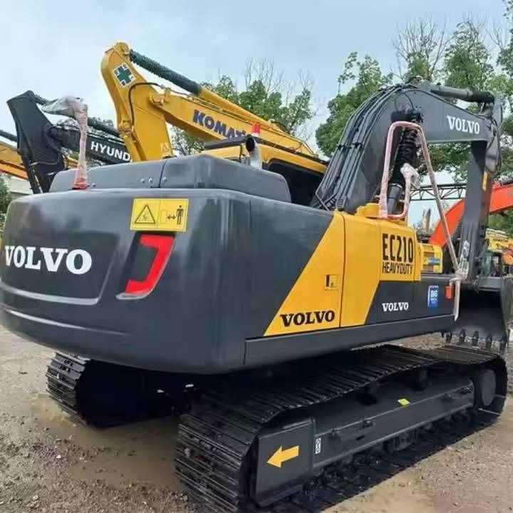 2024 Volvo EC210D crawler excavator rear three-quarter view 2024 Volvo EC210D crawler excavator rear three-quarter view