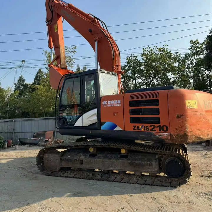 Hitachi Zaxis 210 crawler excavator, side view