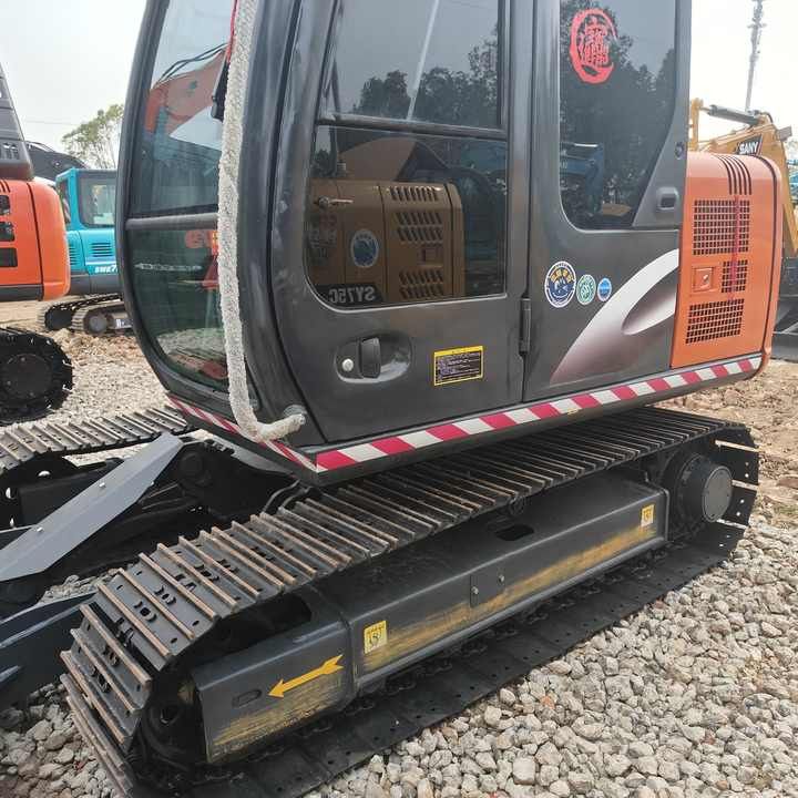 Hitachi ZX70 Pelle sur chenilles