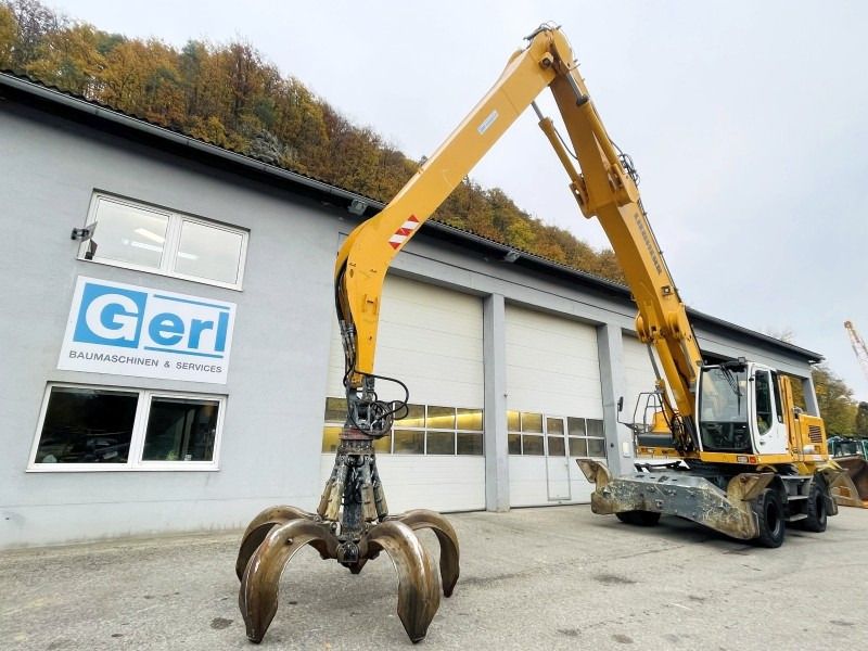 2011 Liebherr A934C material handler with grapple attachment 2011 Liebherr A934C material handler with grapple attachment