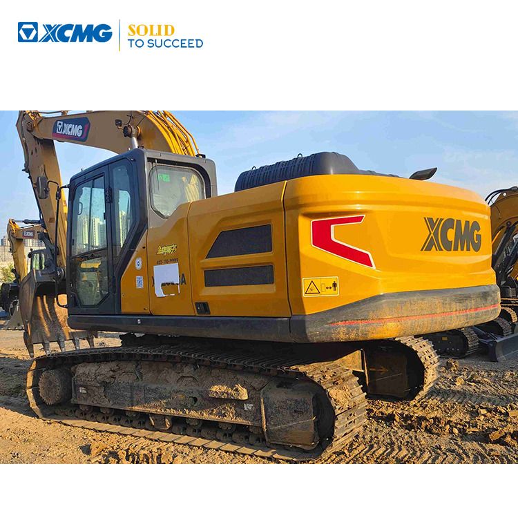 2024 XCMG XE200GA crawler excavator, rear three-quarter view 2024 XCMG XE200GA crawler excavator, rear three-quarter view