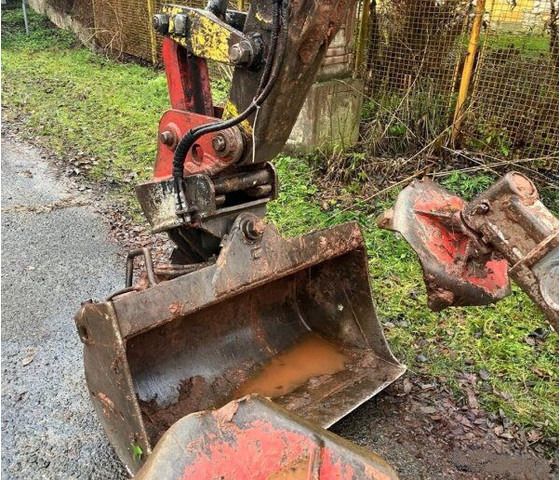 1999 Menzi Muck A71 T2 M walking excavator bucket and arm detail