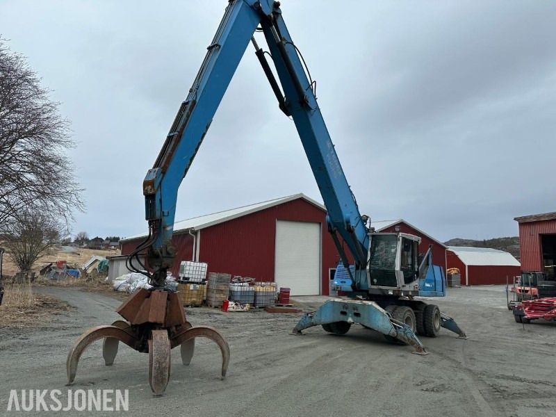 2006 Terex Fuchs MHL 350 wheel excavator, front three-quarter view