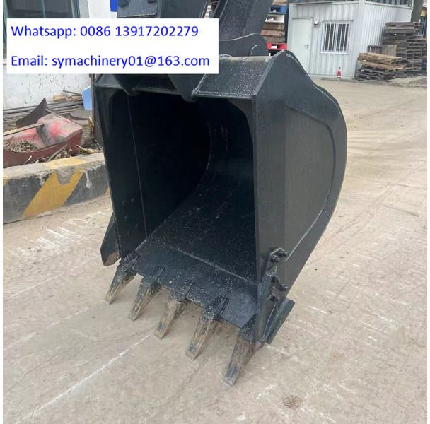 2024 Hyundai R220LC-9S excavator bucket detail