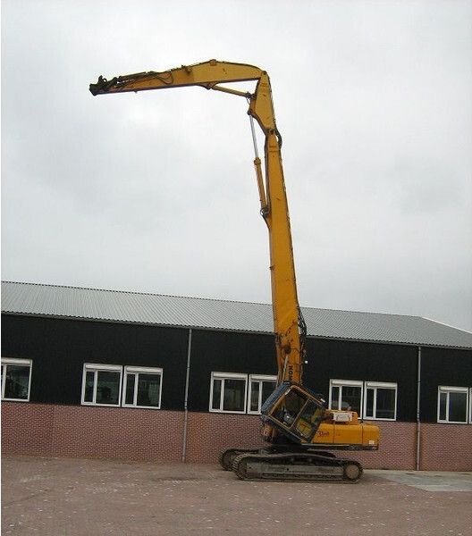 2008 Komatsu PC450HRD-8 crawler excavator side view