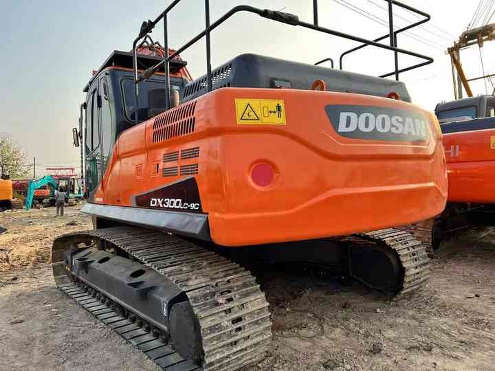 2020 Doosan DX300LC-9C crawler excavator, rear three-quarter view 2020 Doosan DX300LC-9C crawler excavator, rear three-quarter view