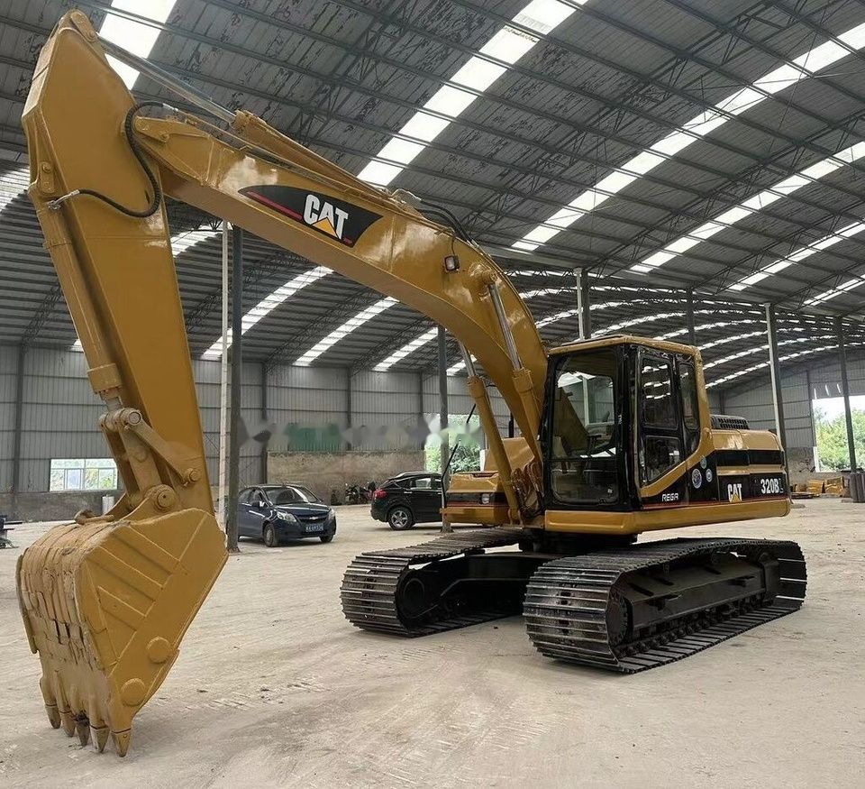Caterpillar 320BL crawler excavator, side view