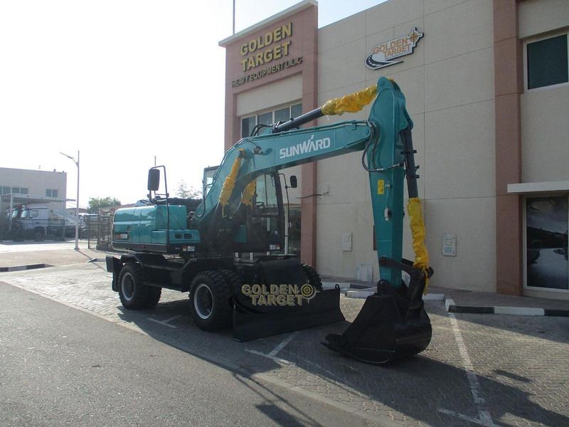 2024 Sunward SWE150W wheel excavator side view