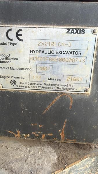 2007 Hitachi ZX210LCN-3 crawler excavator identification plate 2007 Hitachi ZX210LCN-3 crawler excavator identification plate