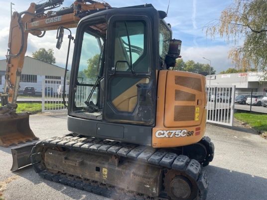 2018 CASE CX75C SR crawler excavator, side view