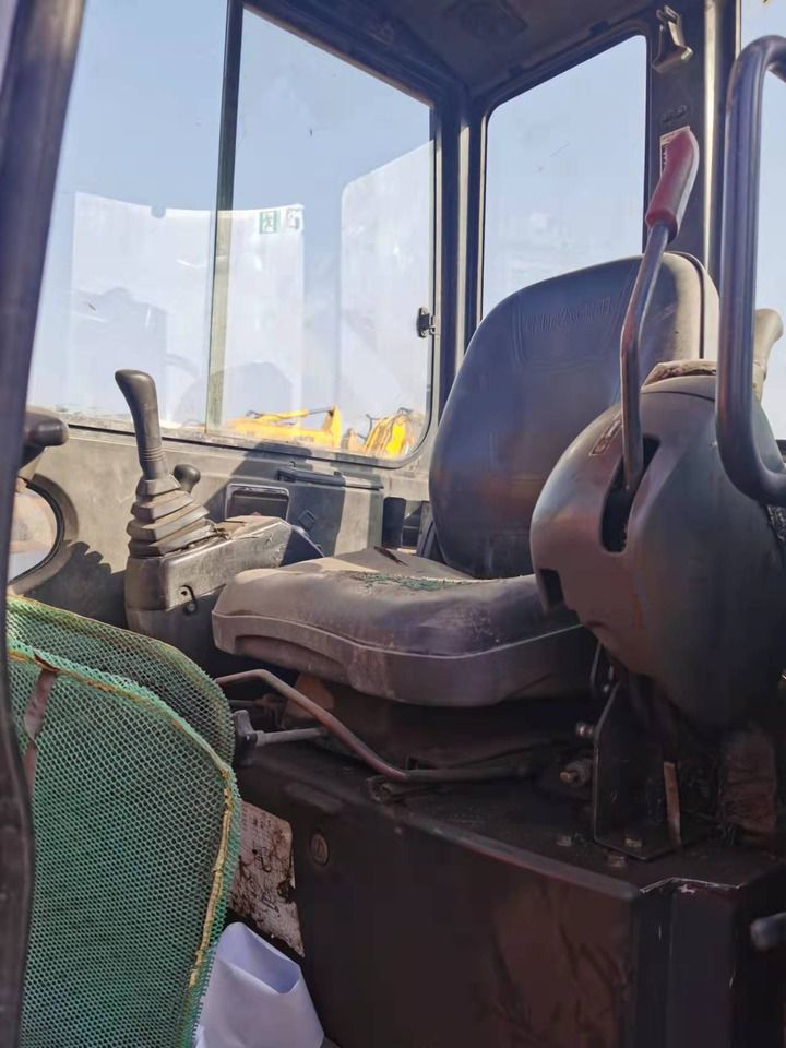 2017 Hitachi ZX55 mini excavator interior view 2017 Hitachi ZX55 mini excavator interior view