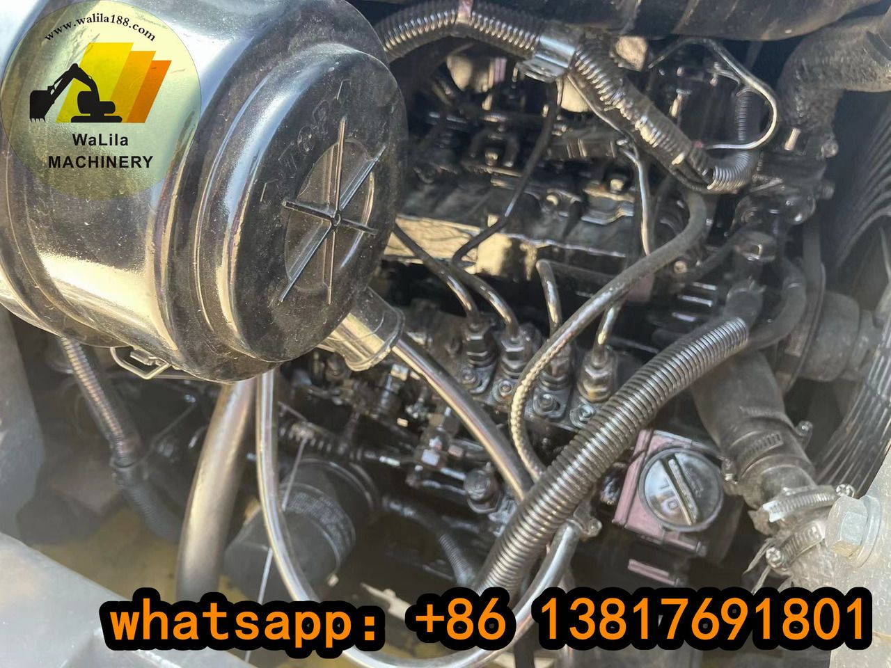 2022 Komatsu PC40MR mini excavator engine compartment view 2022 Komatsu PC40MR mini excavator engine compartment view