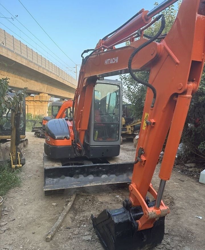 2019 Hitachi ZX55 mini excavator, front three-quarter view 2019 Hitachi ZX55 mini excavator, front three-quarter view