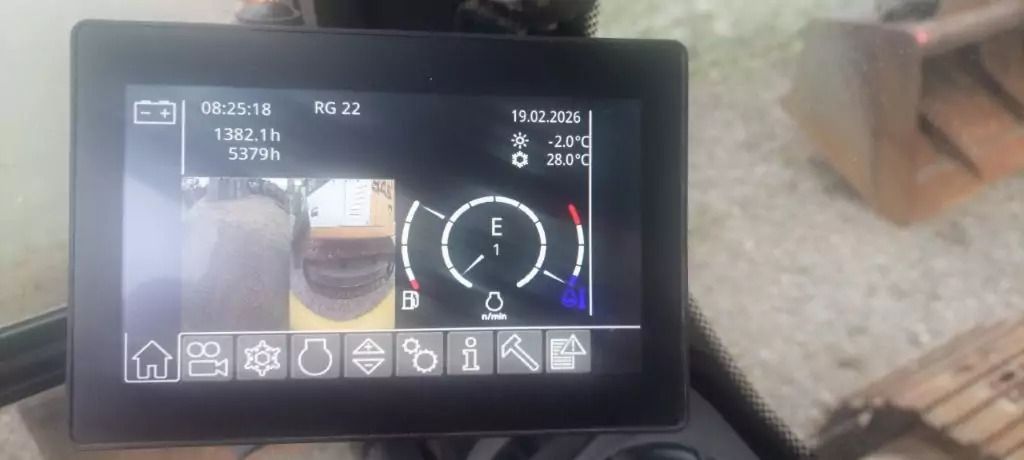 2019 Liebherr R922 LITR. crawler excavator interior monitor view