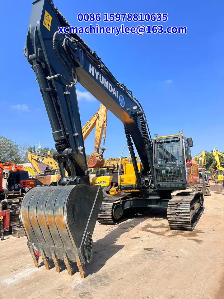 2024 Hyundai HX220HD crawler excavator, front three-quarter view 2024 Hyundai HX220HD crawler excavator, front three-quarter view