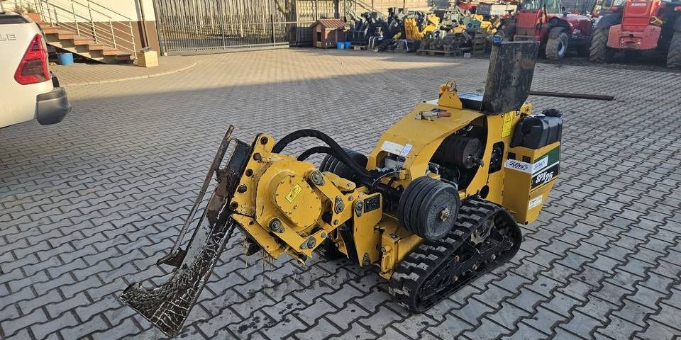 2018 Vermeer SPX25 crawler excavator, high-angle view