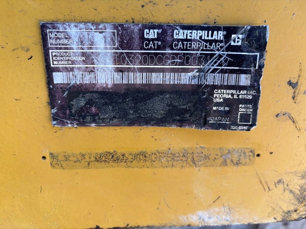 Placa de número de serie de Caterpillar 320DL 2010 Placa de número de serie de Caterpillar 320DL 2010