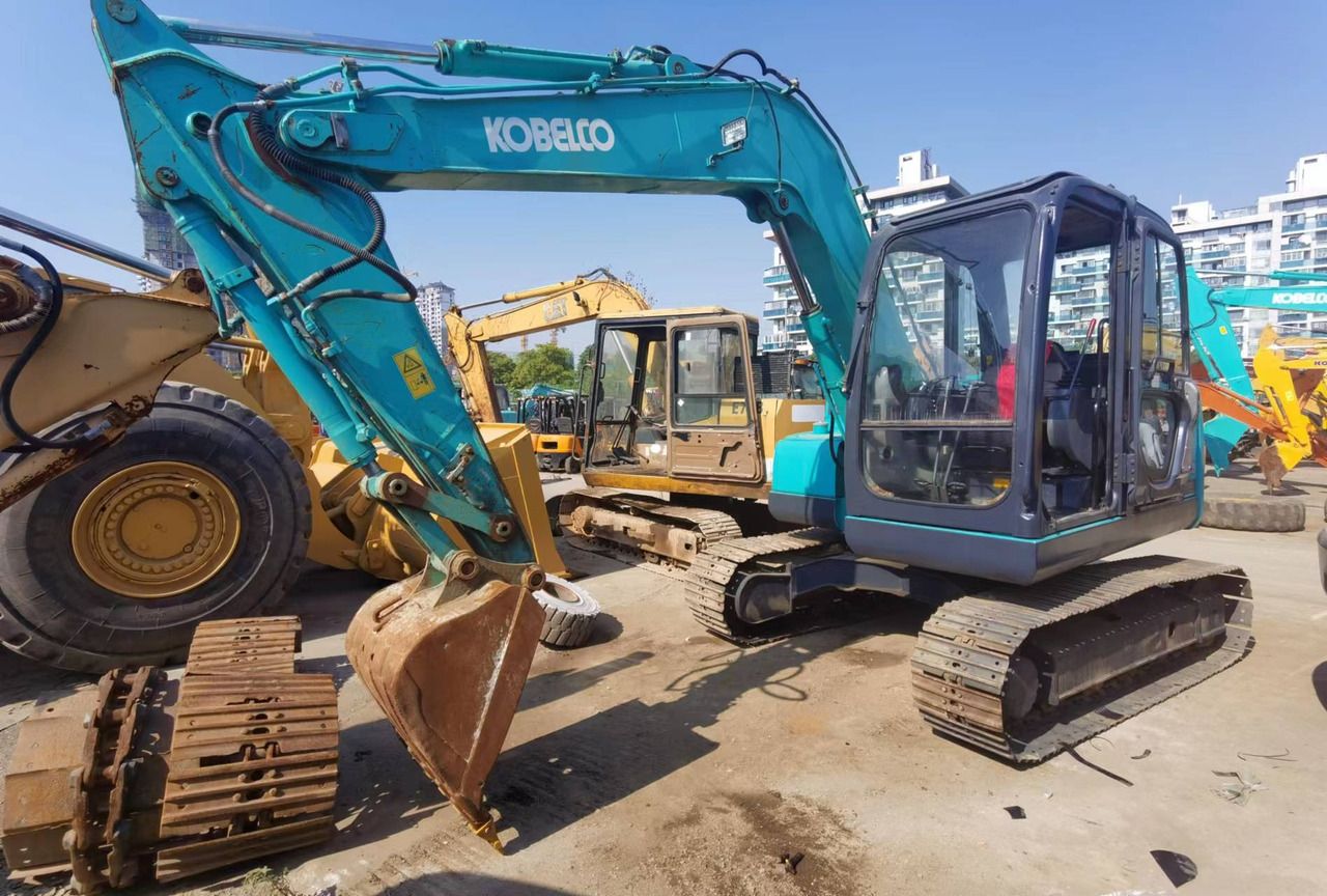 Kobelco SK75 Mini Excavator side view