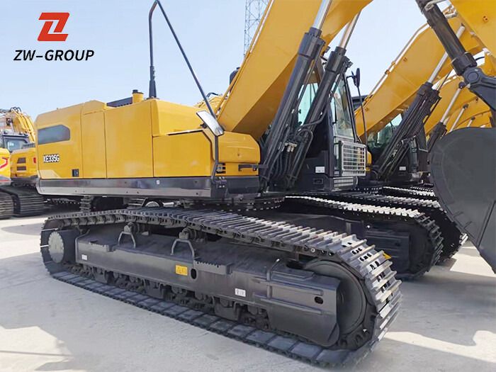 2026 XCMG XE335G crawler excavator side view