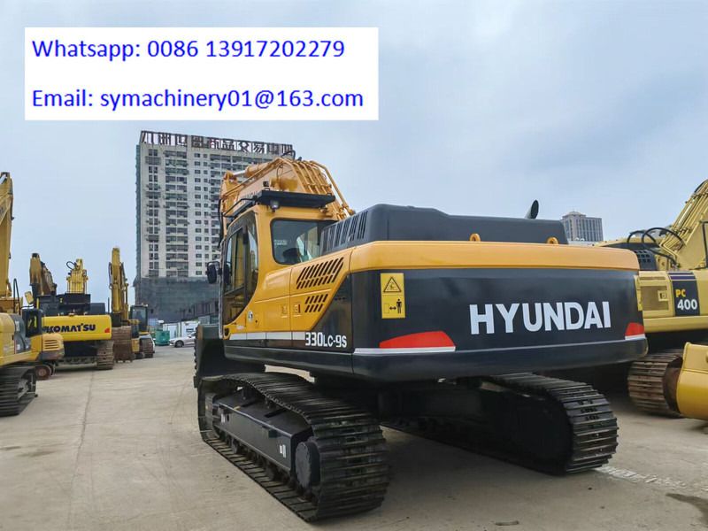 2024 Hyundai R330LC-9S crawler excavator rear view 2024 Hyundai R330LC-9S crawler excavator rear view