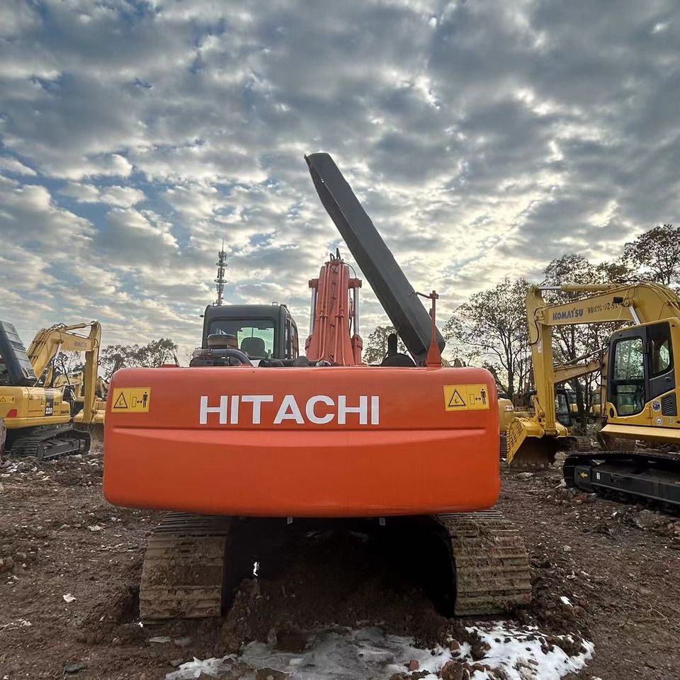 Hitachi ZX240 crawler excavator, rear view Hitachi ZX240 crawler excavator, rear view