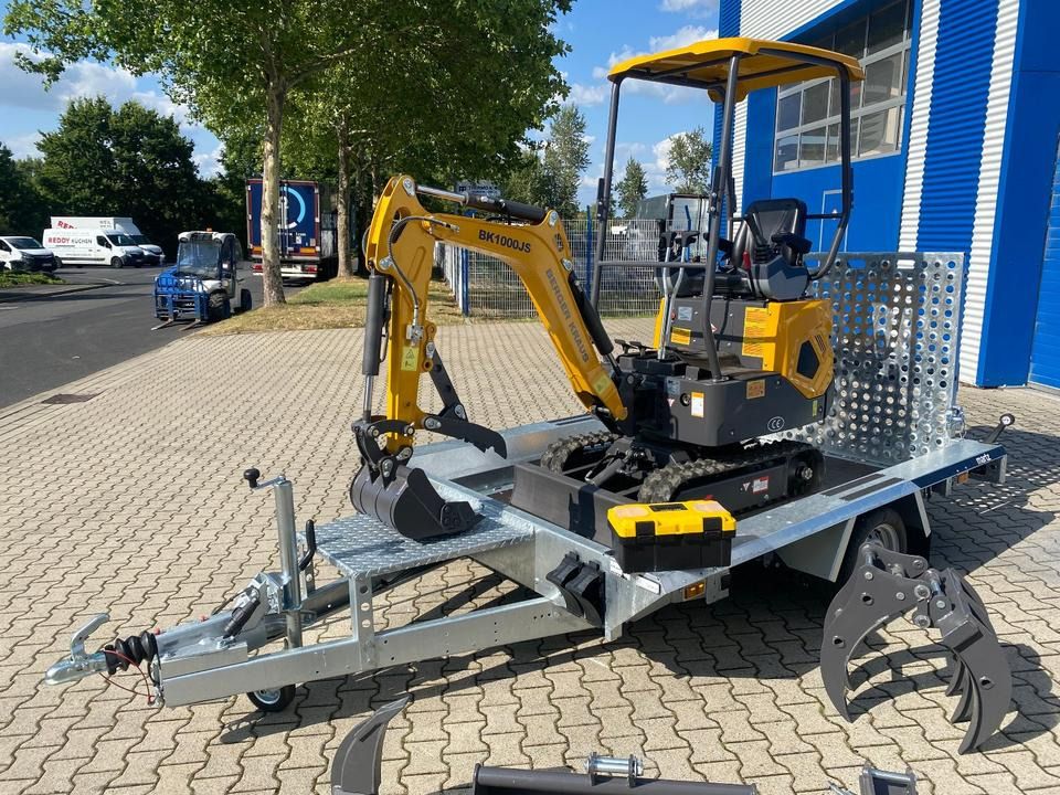 Berger Kraus BK1000JS mini excavator on a trailer Berger Kraus BK1000JS mini excavator on a trailer