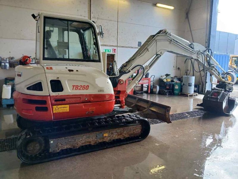 2016 Takeuchi TB260 mini excavator, side view 2016 Takeuchi TB260 mini excavator, side view