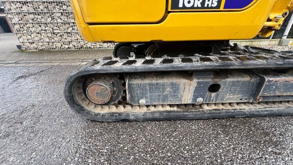 2019 Komatsu PC16R-3HS mini excavator undercarriage view 2019 Komatsu PC16R-3HS mini excavator undercarriage view