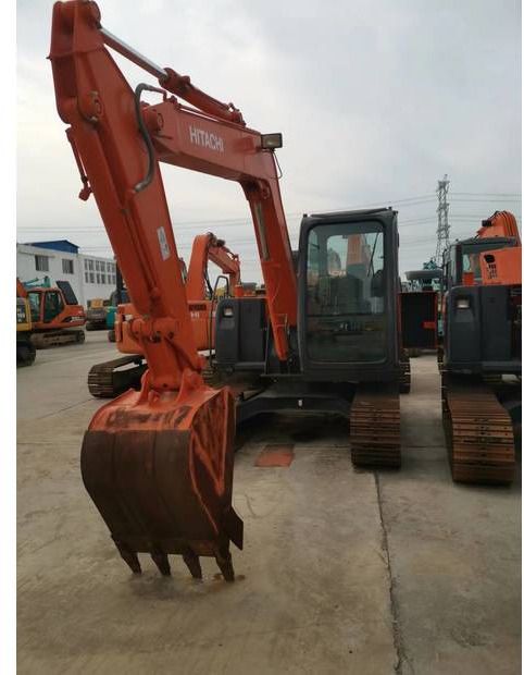 2020 Hitachi ZX70 mini excavator, front three-quarter view 2020 Hitachi ZX70 mini excavator, front three-quarter view