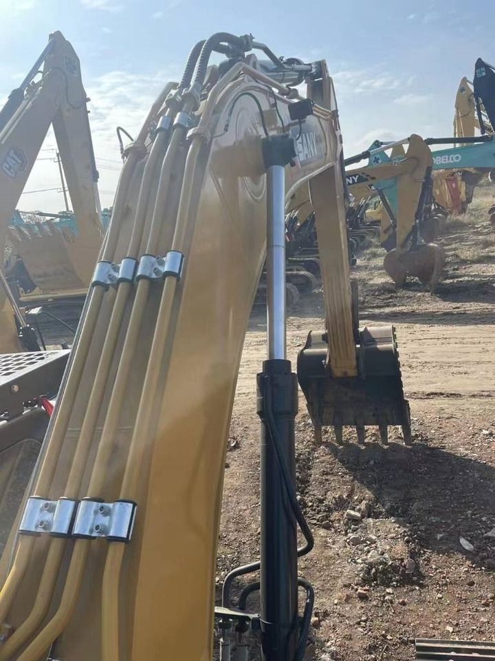 2024 Sany SY365H crawler excavator boom and bucket view