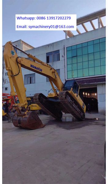 2023 Komatsu PC450-8 crawler excavator, side view 2023 Komatsu PC450-8 crawler excavator, side view