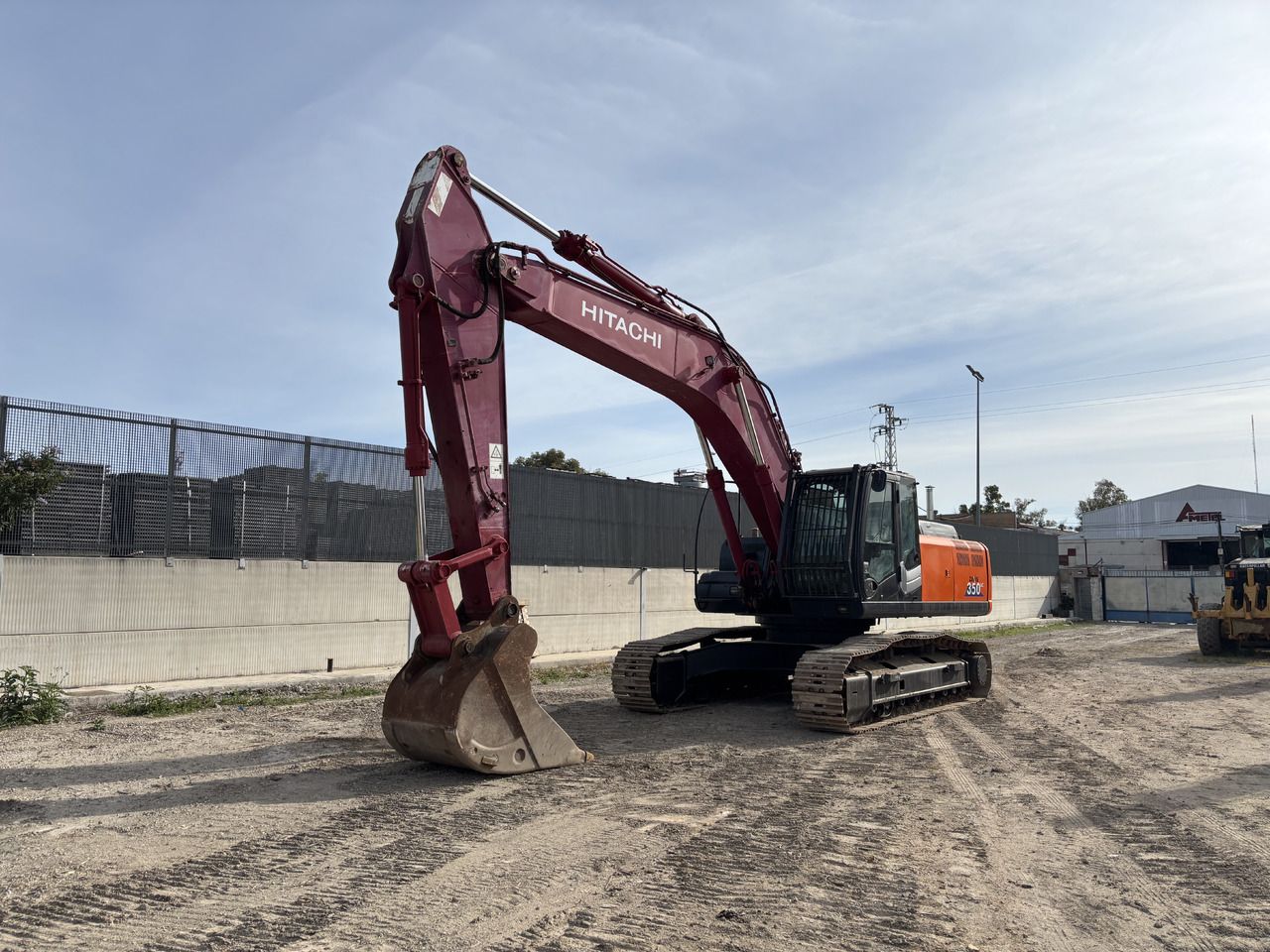 2010 Hitachi ZX350LC-3 crawler excavator, side profile view