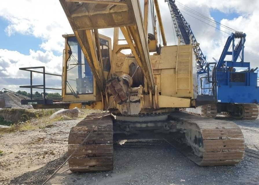 1999 Ruston-Bucyrus 51-60 dragline, front view