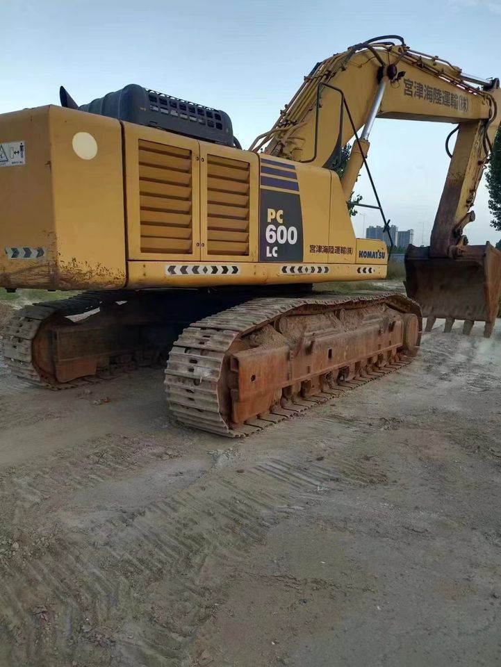 2019 Komatsu PC600-8 Koparka gąsienicowa 2019 Komatsu PC600-8 Koparka gąsienicowa