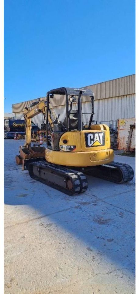 2018 Caterpillar 305.5E2 crawler excavator, rear three-quarter view 2018 Caterpillar 305.5E2 crawler excavator, rear three-quarter view